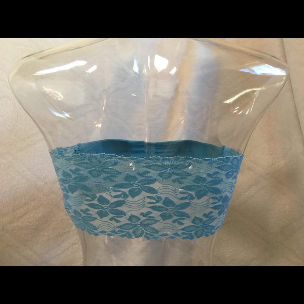 FREE W/BUNDLE/ 2 for $10/ 4 for $18 Stretch lace bandeau bralette TURQUOISE